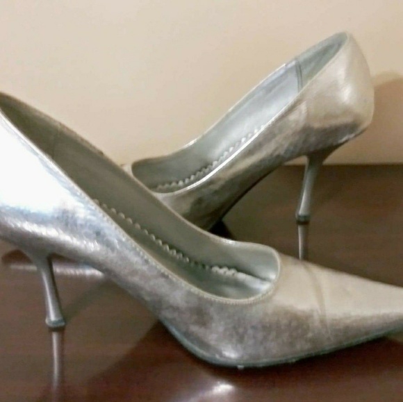 Assorted Items - Picture 5 of 8